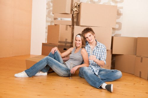 Furniture removals planning in Bermondsey with moving team and van