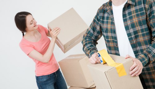 Local moving van supporting a Bermondsey flat move