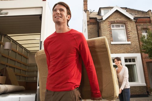 Fast local removals service supporting urgent Bermondsey move